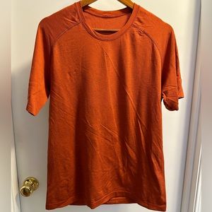 Lululemon Metal Vent tech shirt size large